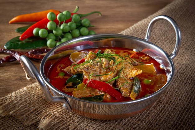 Photo red curry pork and vegetables (panaeng), thai food