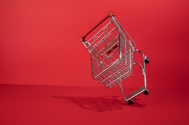 red empty shopping cart