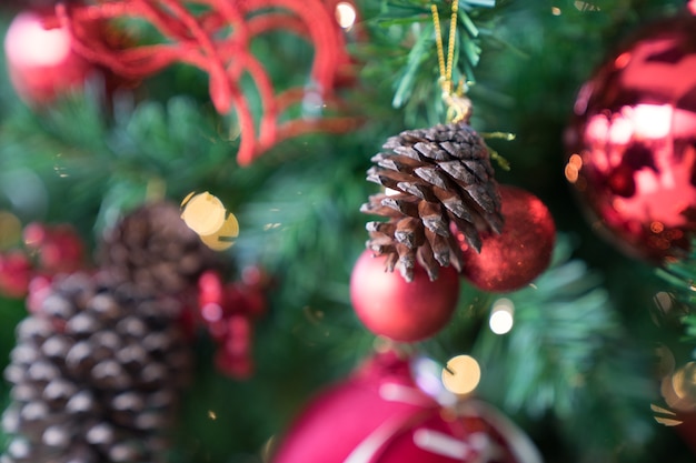 Red Green Gold Bokeh Christmas Tree