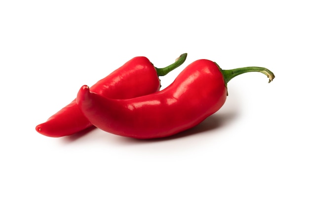 Red hot chili peper geïsoleerd op een witte achtergrond