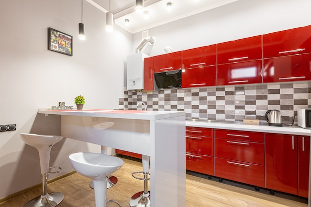  red kitchen in modern style