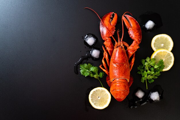 red lobster with ice and lemon