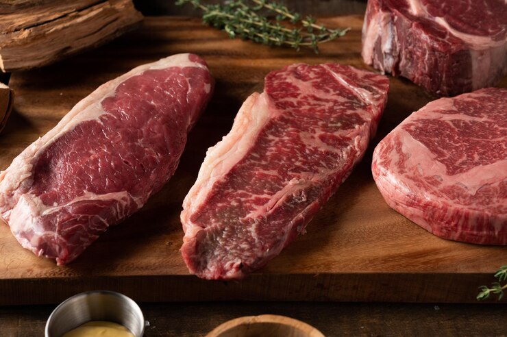 Photo red meat  raw sirloin rib loin