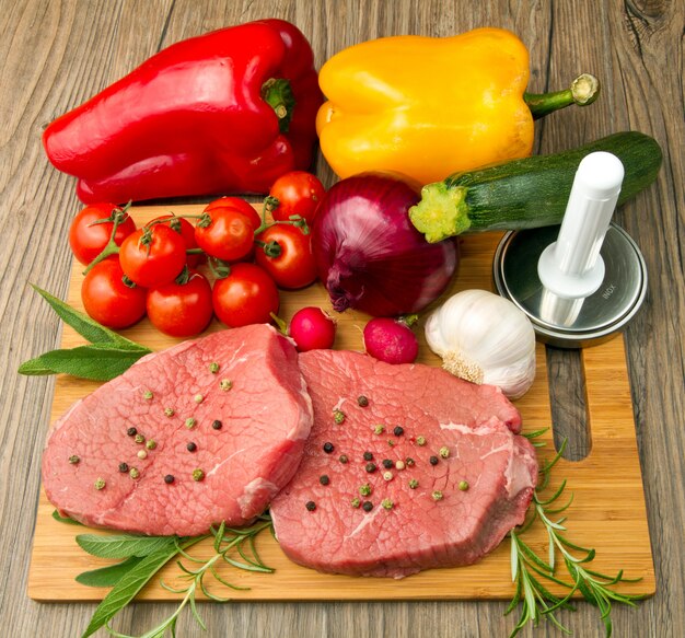 Red meat with vegetables