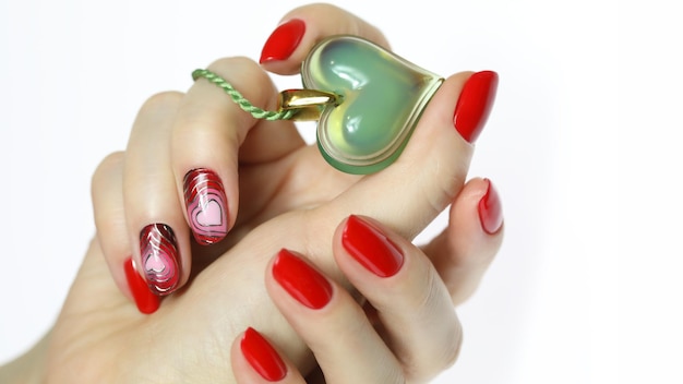 Photo red nails with decorations