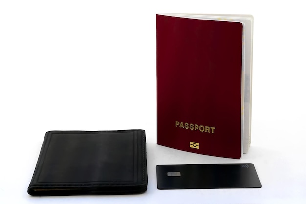 Foto carta di credito e portafoglio passaporti rossi