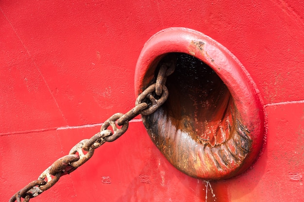 Red Ship Detail With big chain 