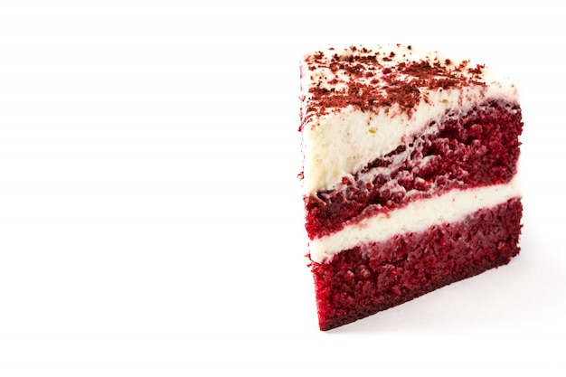 Red Velvet cake segment geïsoleerd op wit. Copyspace