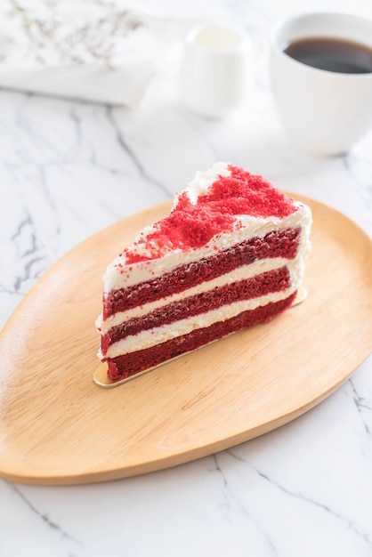 Torta di velluto rosso