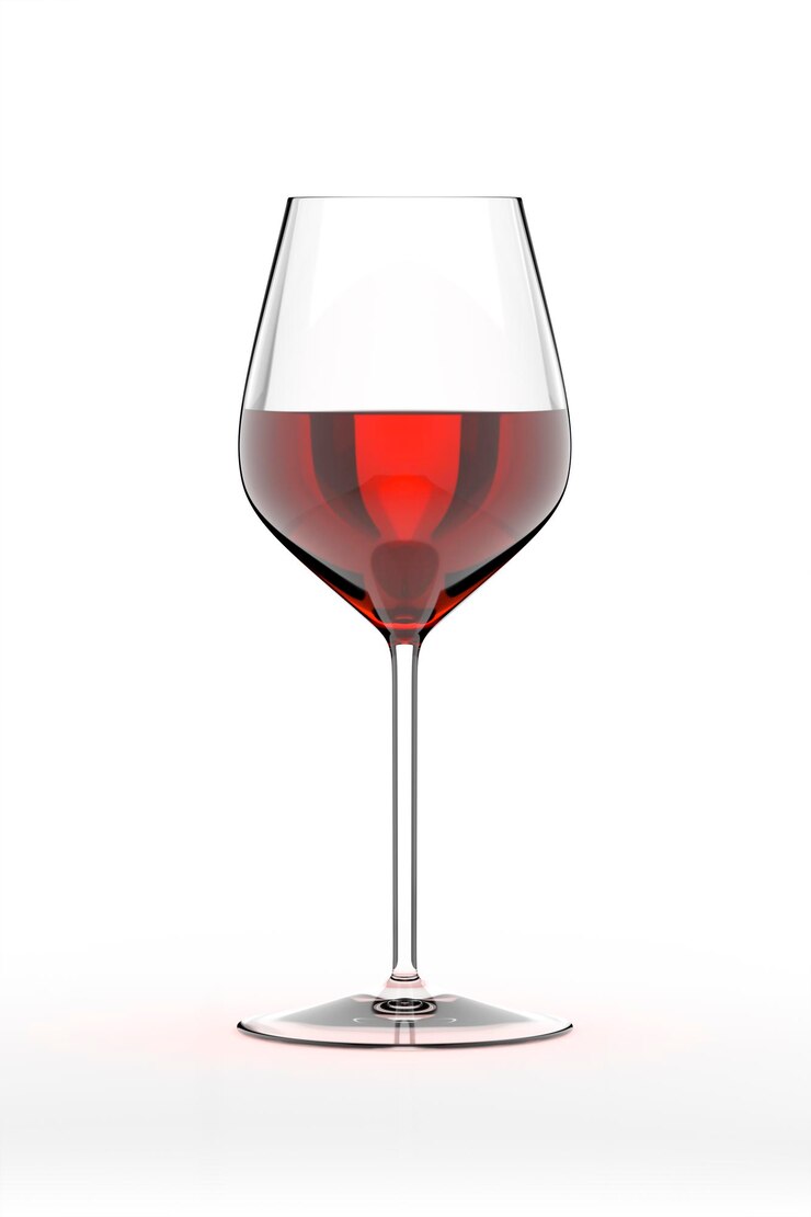 Photo red wineglass on white background