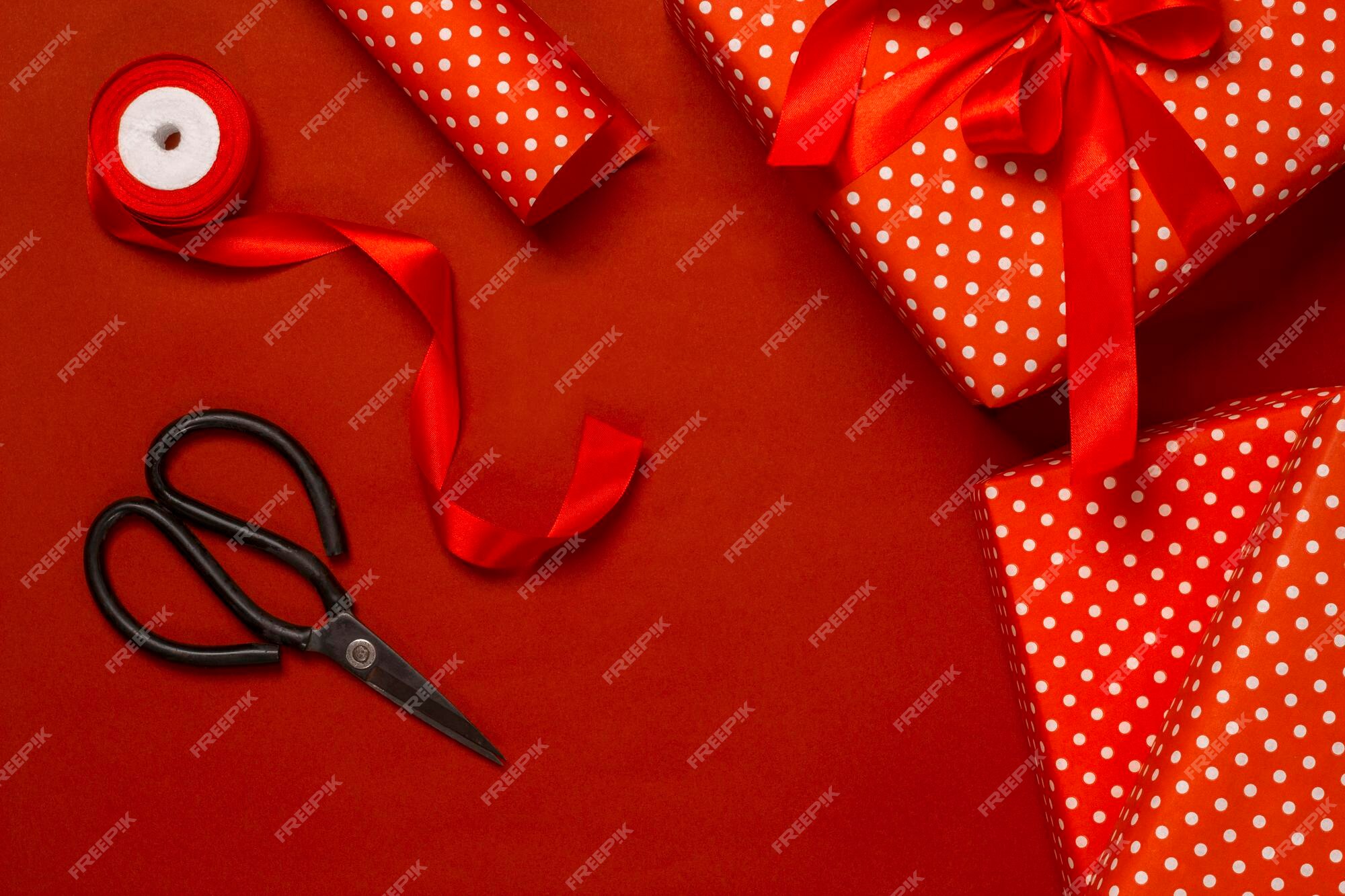 Gift wrapping with boxes and scissors Stock Photo by ©karandaev