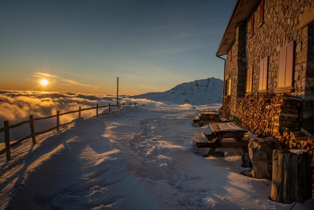 Refuge fence