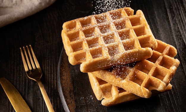 Foto regeling van zoete wafels op tafel