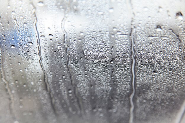 Regen op glas