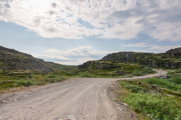 REGIO MURMANSK oever van de Noordelijke IJszee op het schiereiland Sredniy