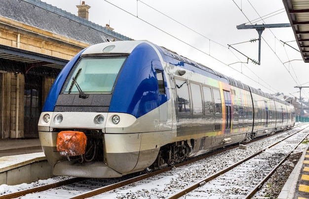 Photo regional train at saintdiedesvosges station lorraine france