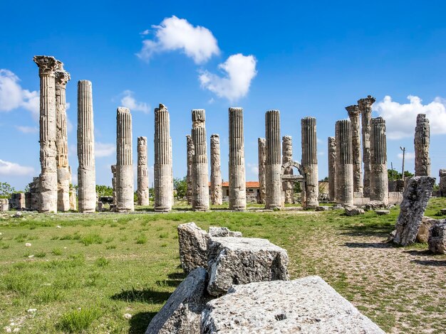 Reisconceptfoto Uzuncaburc historische oude stad Mersin Turkije