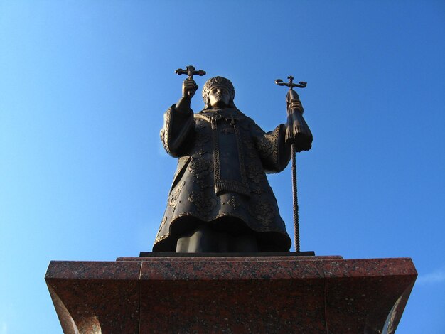 Religieuze plaats met monument in de stad Priluky in Oekraïne