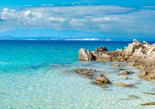 Foto rena bianca het strand van santa teresa noord-sardinië italië