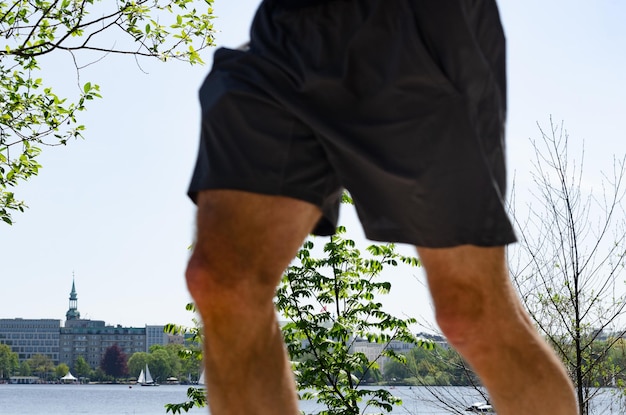 Foto rennende mannen in hamburg