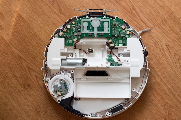 Repair of the robot vacuum cleaner disassembled robot
vacuum