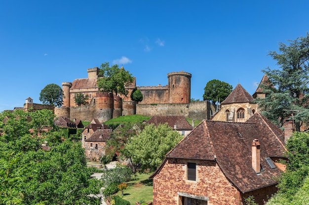 жилая крепость Chateau de Castelnau Bretenoux Prudhomat Lot Occitanie Франция