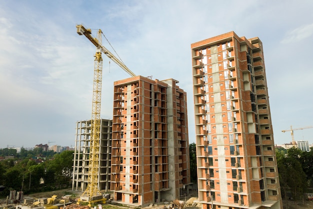 Residentiële appartementsgebouwen in aanbouw