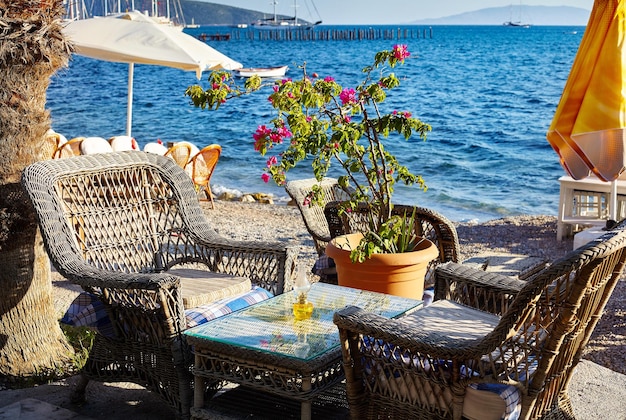 Ristorante con vista mare