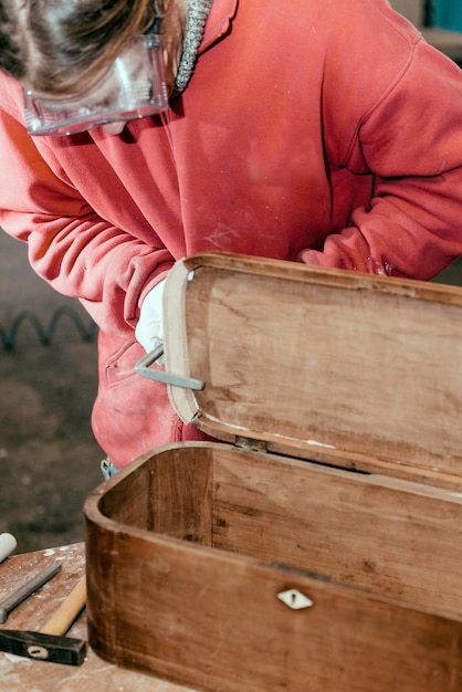 Restauratie van meubels