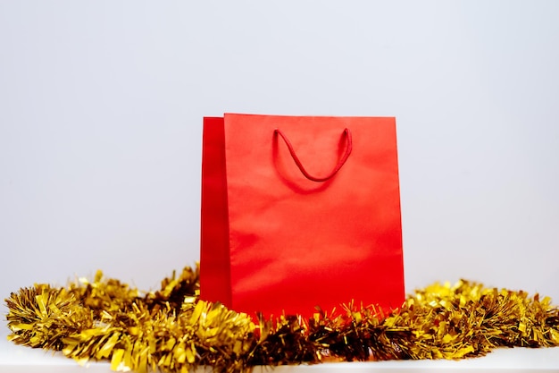 Retail shopping bag mockup. red Blank shopping bag for design. copy space retail paper bag