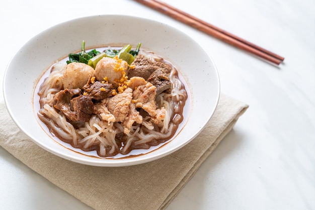 Rice noodle soup with Stewed pork