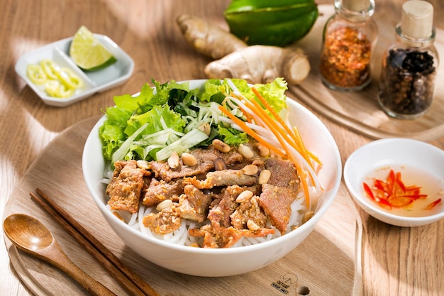 Photo rice noodles with barbecue