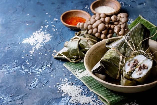 Rice piramidal dumplings