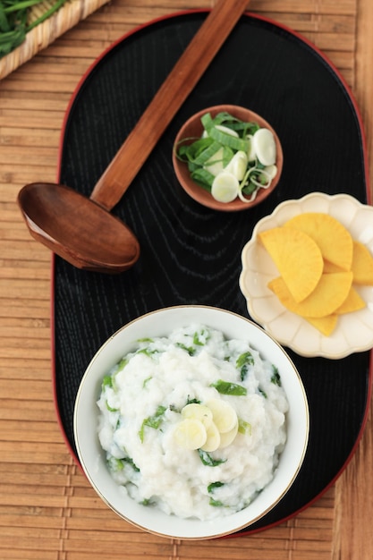 Rice Porridge with Seven Herbs