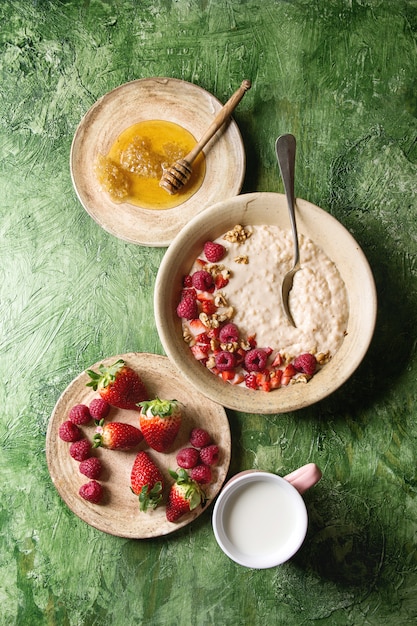 Rice porrige with berries