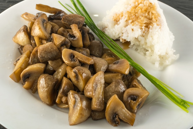 Rice with Soy Sauce and Mushrooms