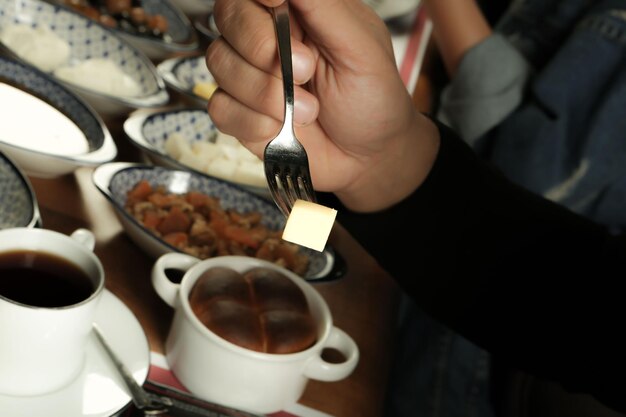 사진 풍부하고 맛있는 터키식 아침 식사