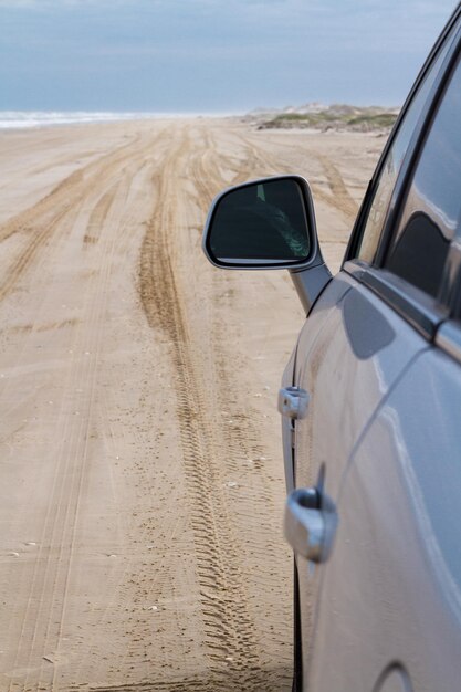 Rijden op de baech van South Padre Island.