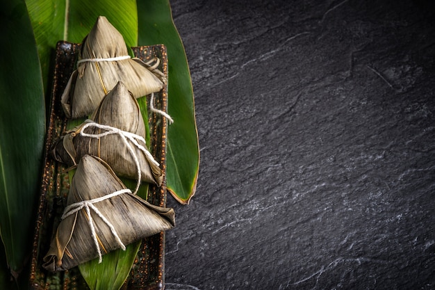 Rijstknoedel zongzi voor dragon boat festival (duanwu festival)