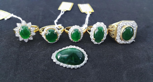 Ring jade Natural sparkling green color