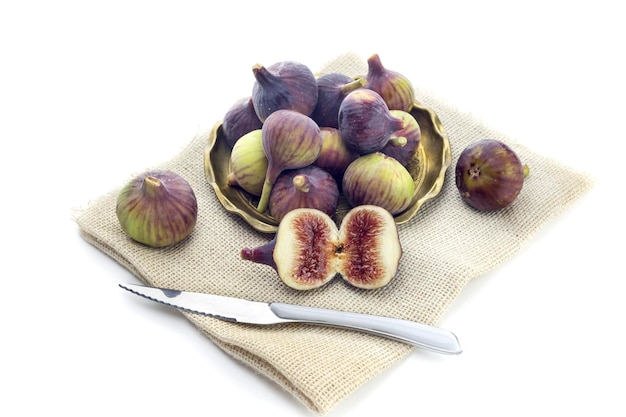 Ripe figs in a plate closeup