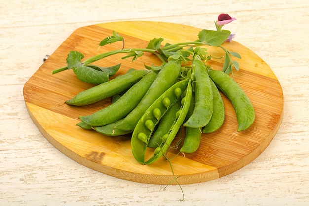 Ripe green peas