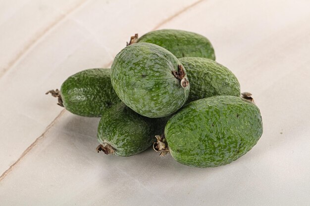 Photo ripe sweet huicy exotic feijoa