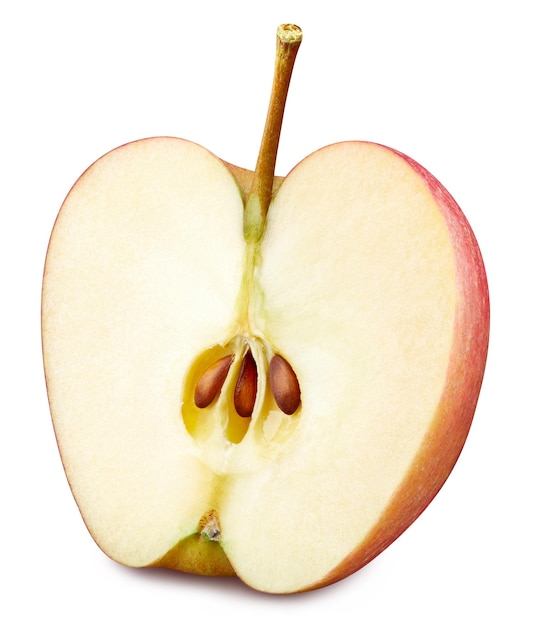 Спелое целое яблоко наполовину фрукт изолирован на белом фоне с обтравочным контуром