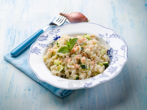 Risotto with fresh salmon and zucchinis