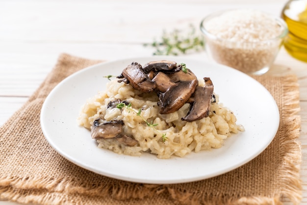 risotto with mushroom and cheese