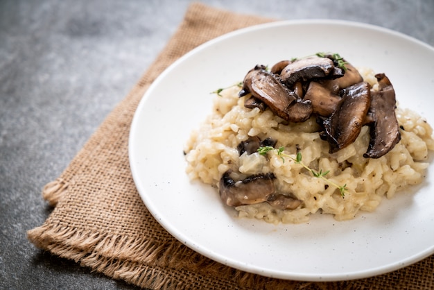 risotto with mushroom and cheese