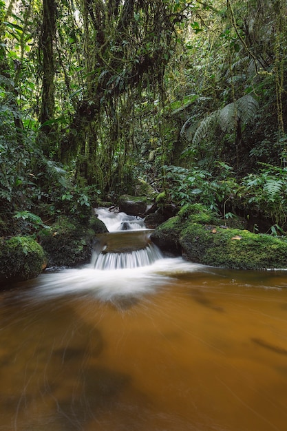 river desending of the mountain