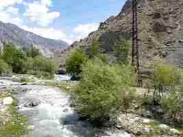 Photo river flows in the mountain system