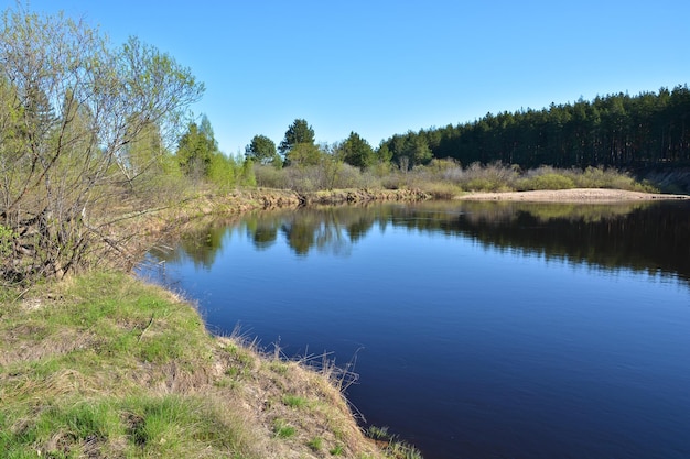 Rivier lente landschap